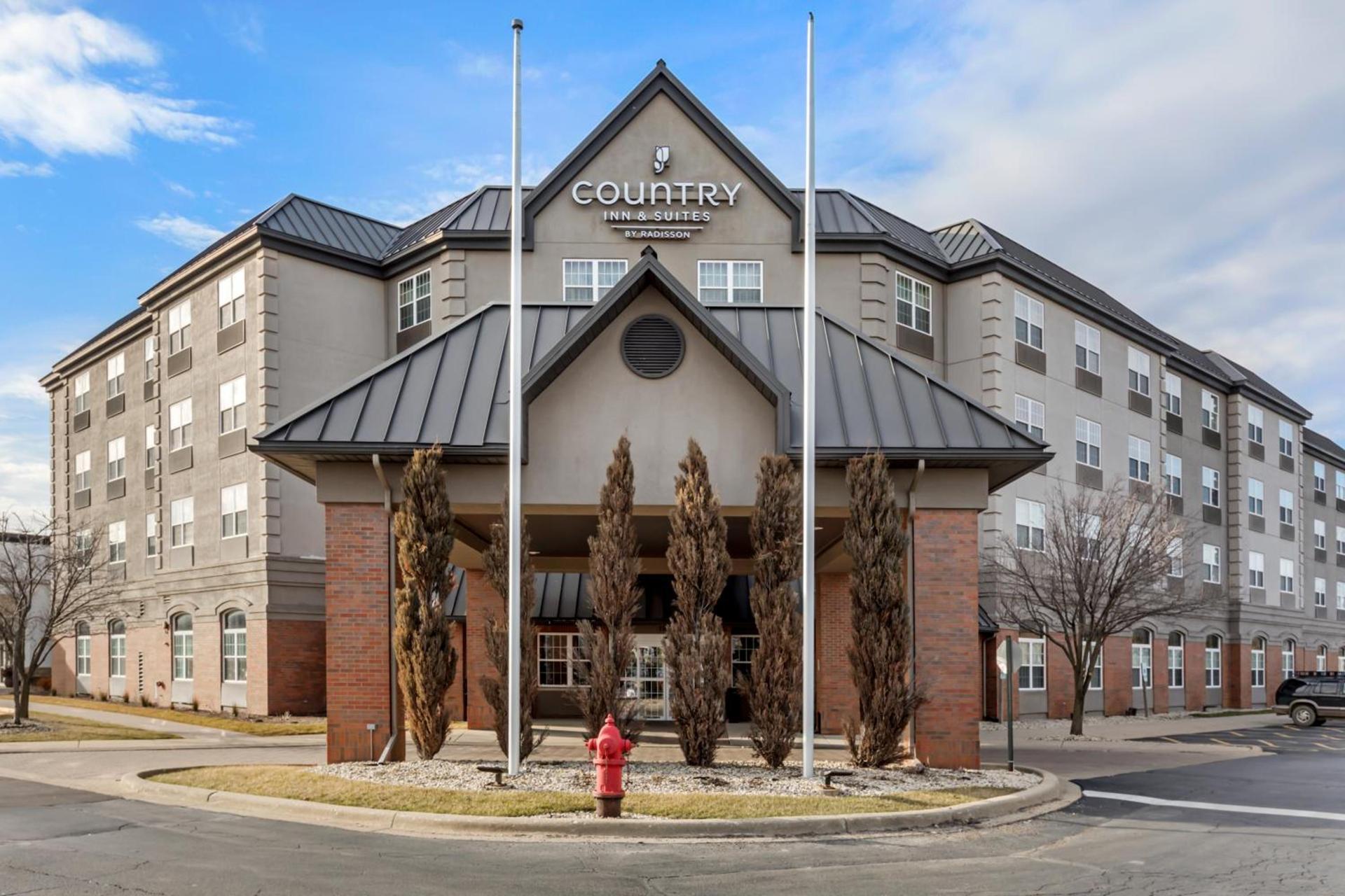 Country Inn & Suites by Radisson, Elk Grove Village-Itasca photo 36