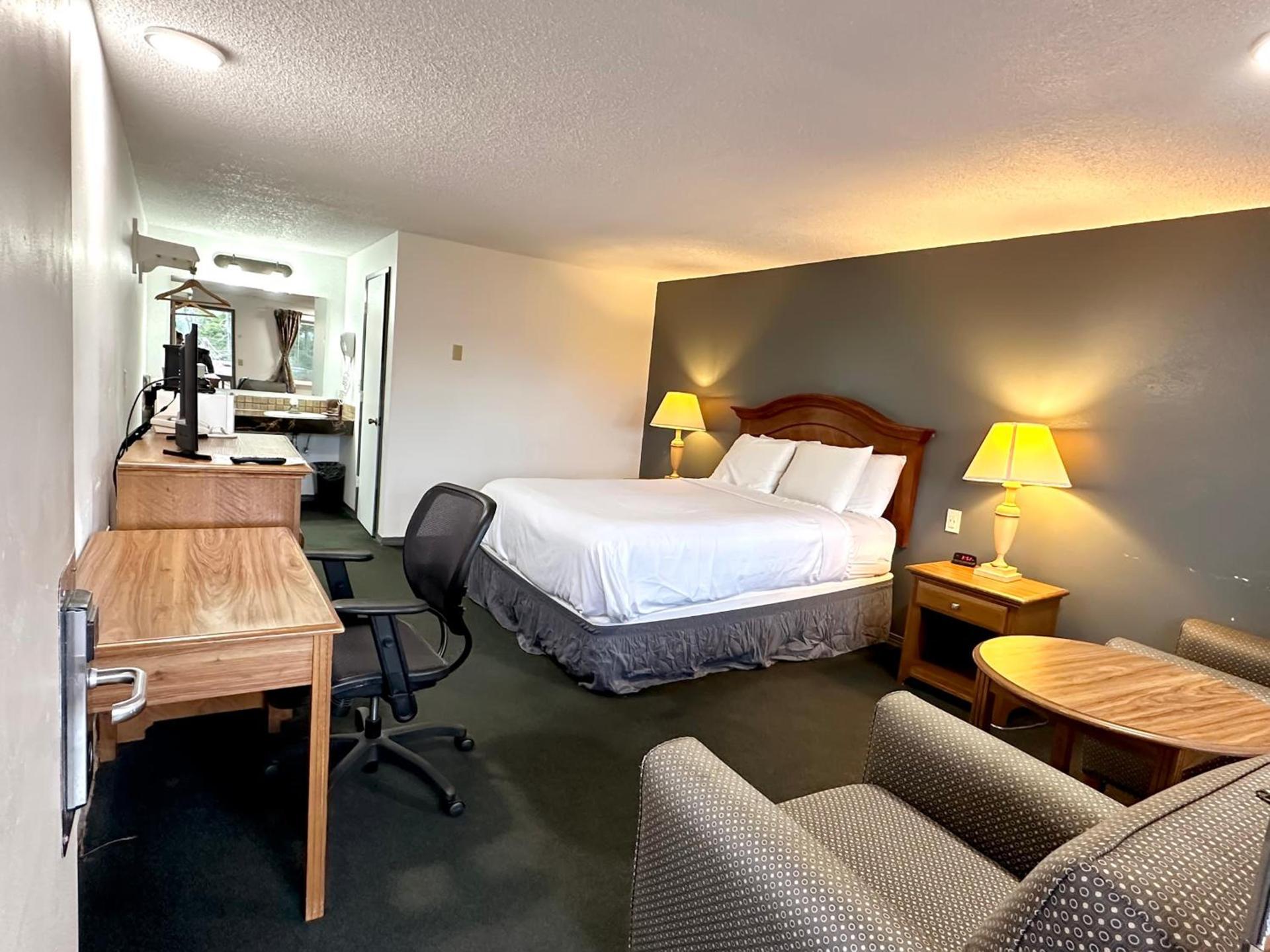 Economy Inn photo 12