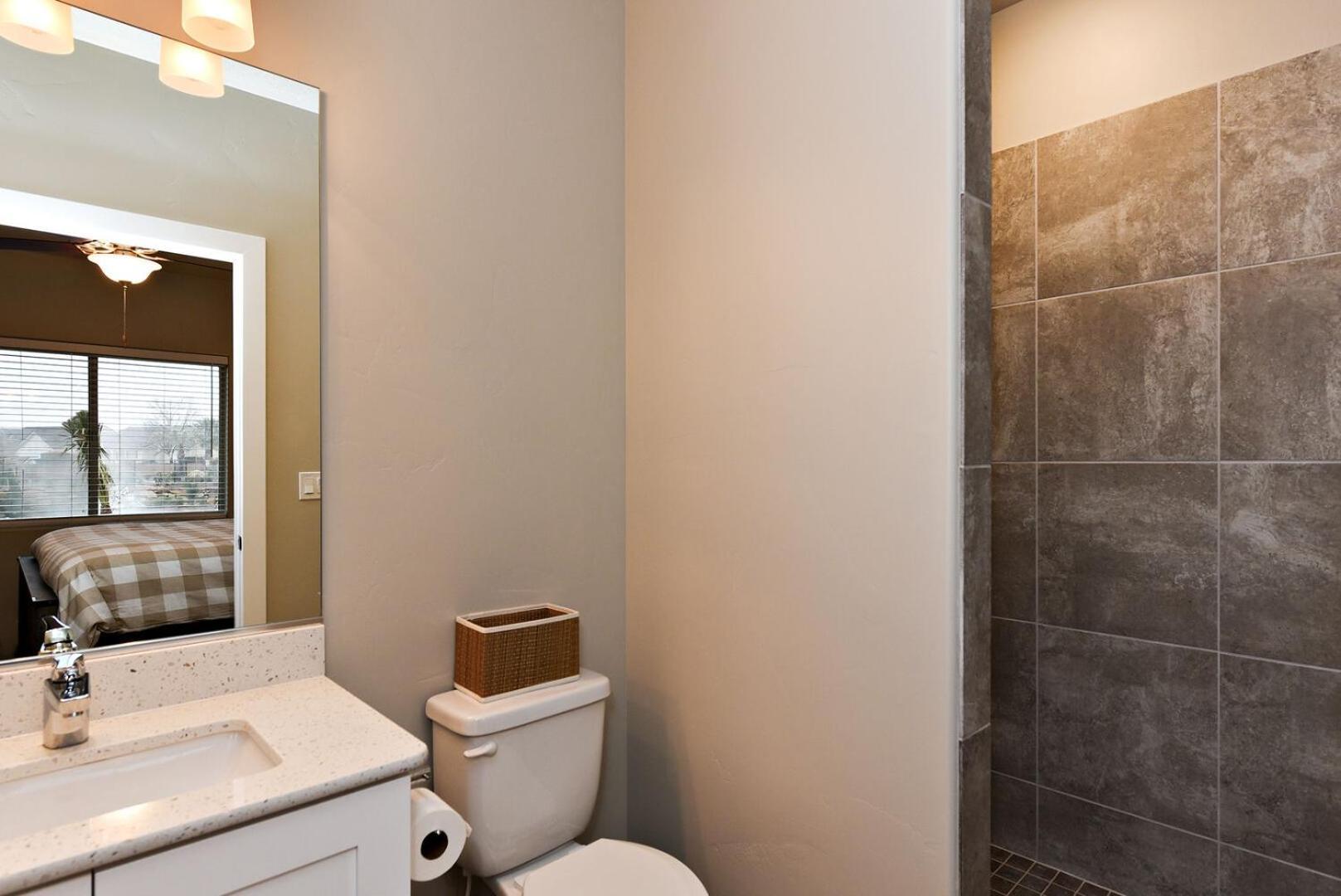 S203-ADA Suite-Second Floor 3-bedroom Pool View photo 32
