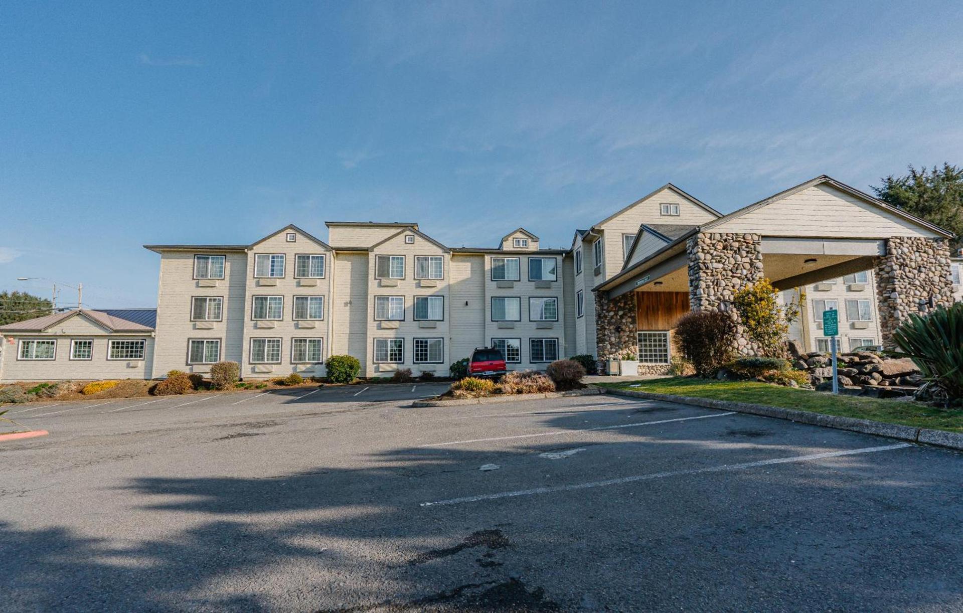 The Ashley Inn & Suites photo 5