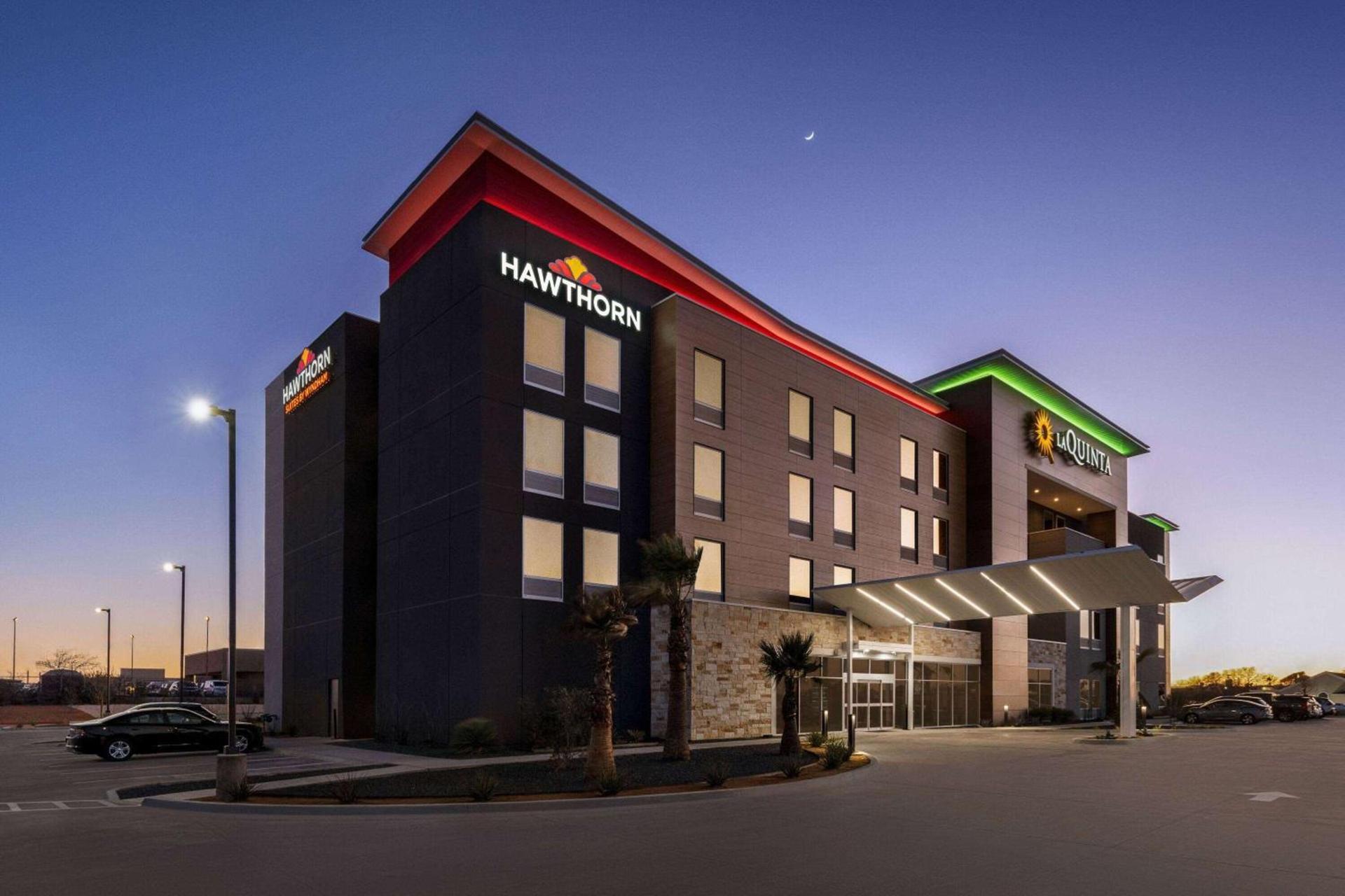 La Quinta Inn & Suites by Wyndham Del Rio photo 5