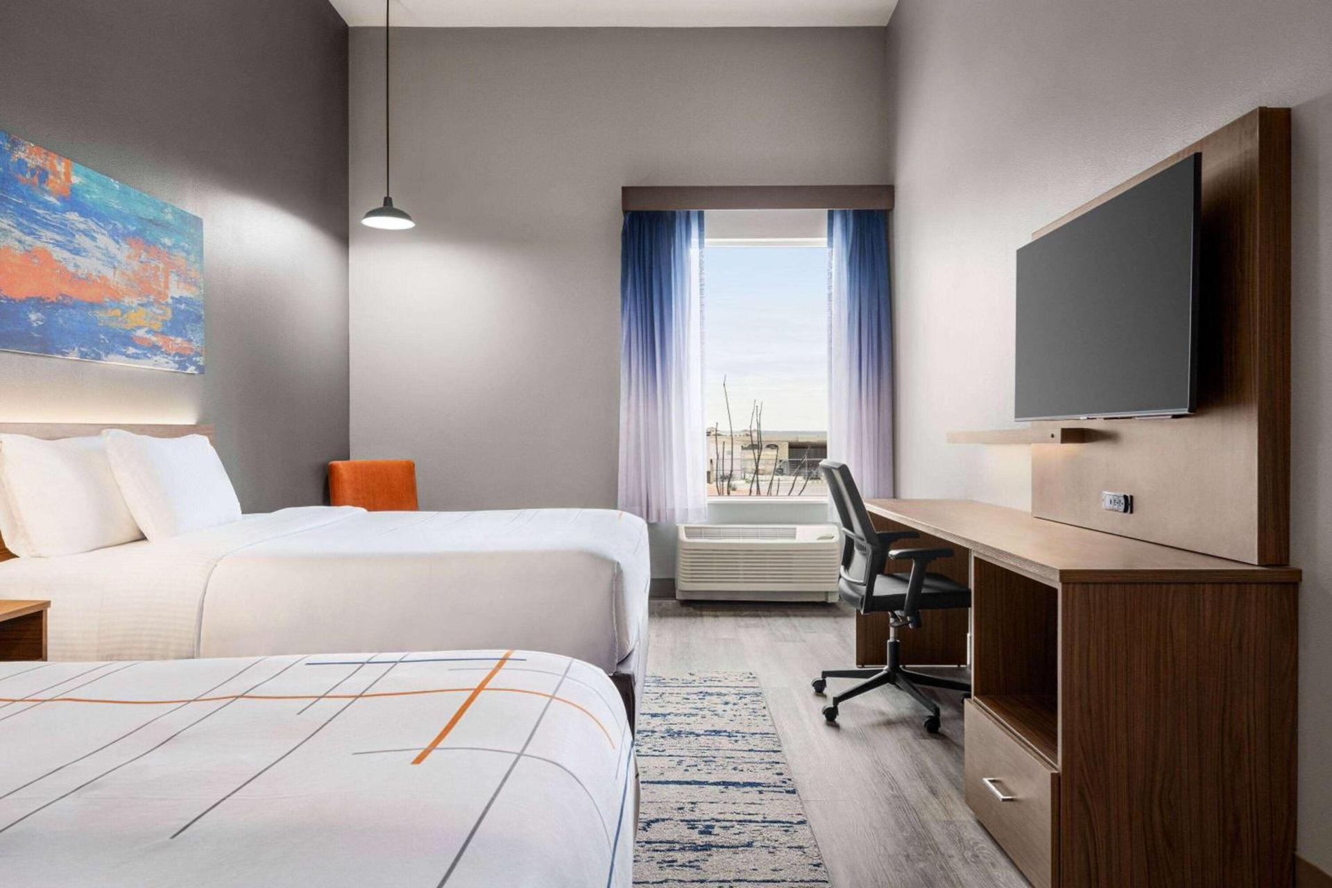 La Quinta Inn & Suites by Wyndham Del Rio photo 38