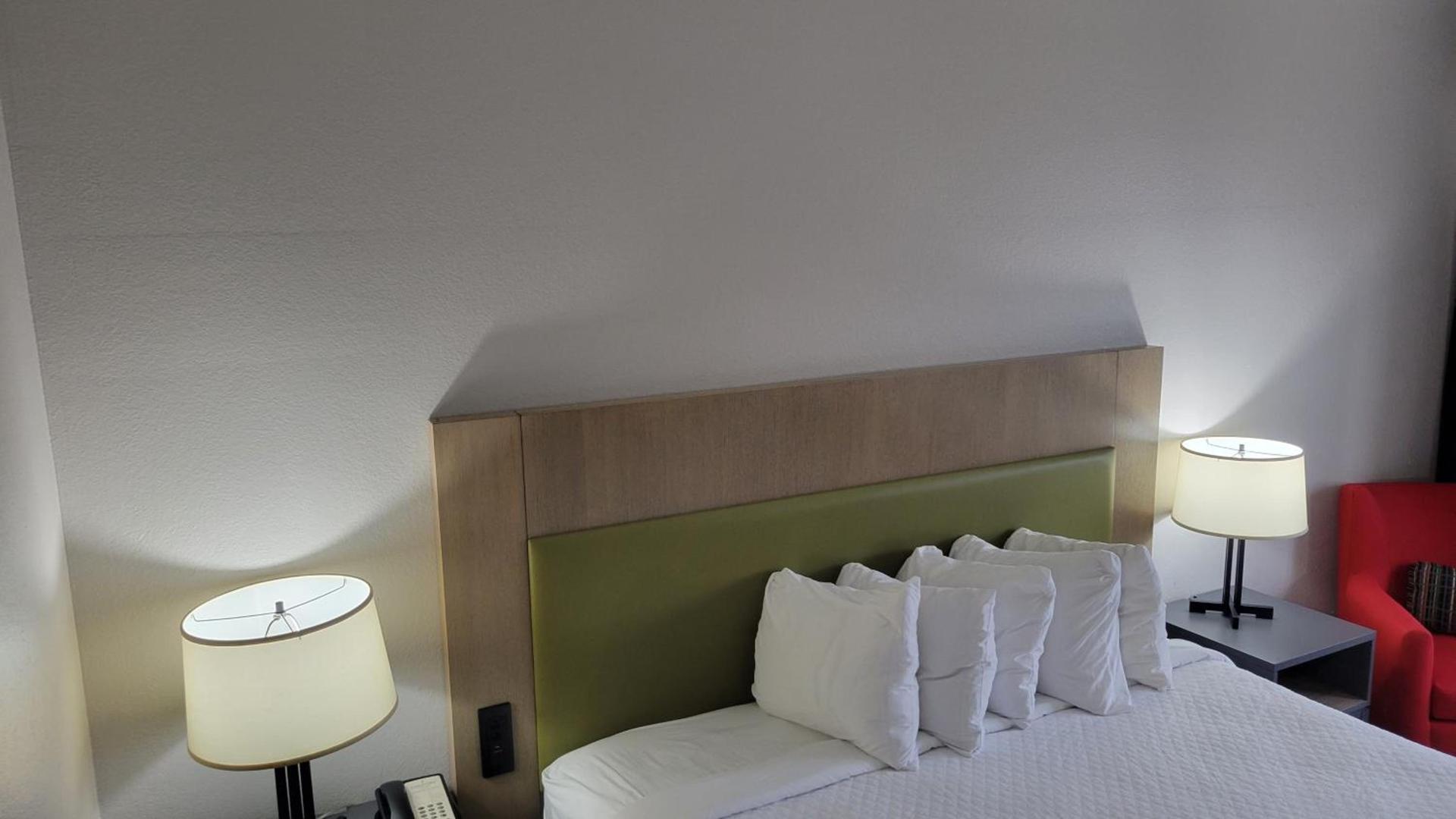 Country Inn & Suites By Radisson, McDonough, GA photo 13