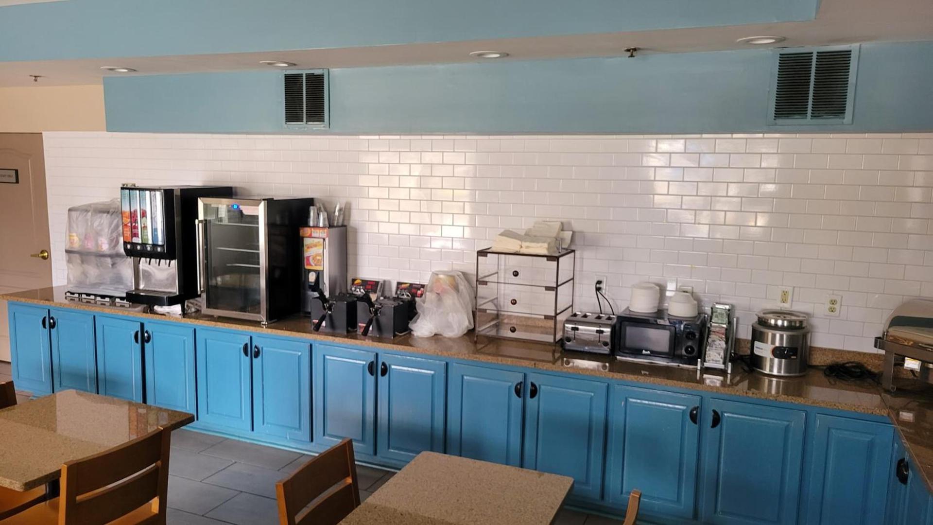 Country Inn & Suites By Radisson, McDonough, GA photo 14