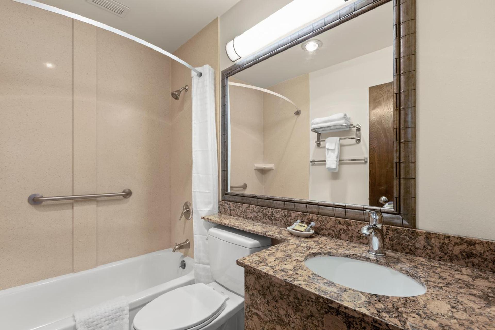 Best Western Plus Tree House photo 39