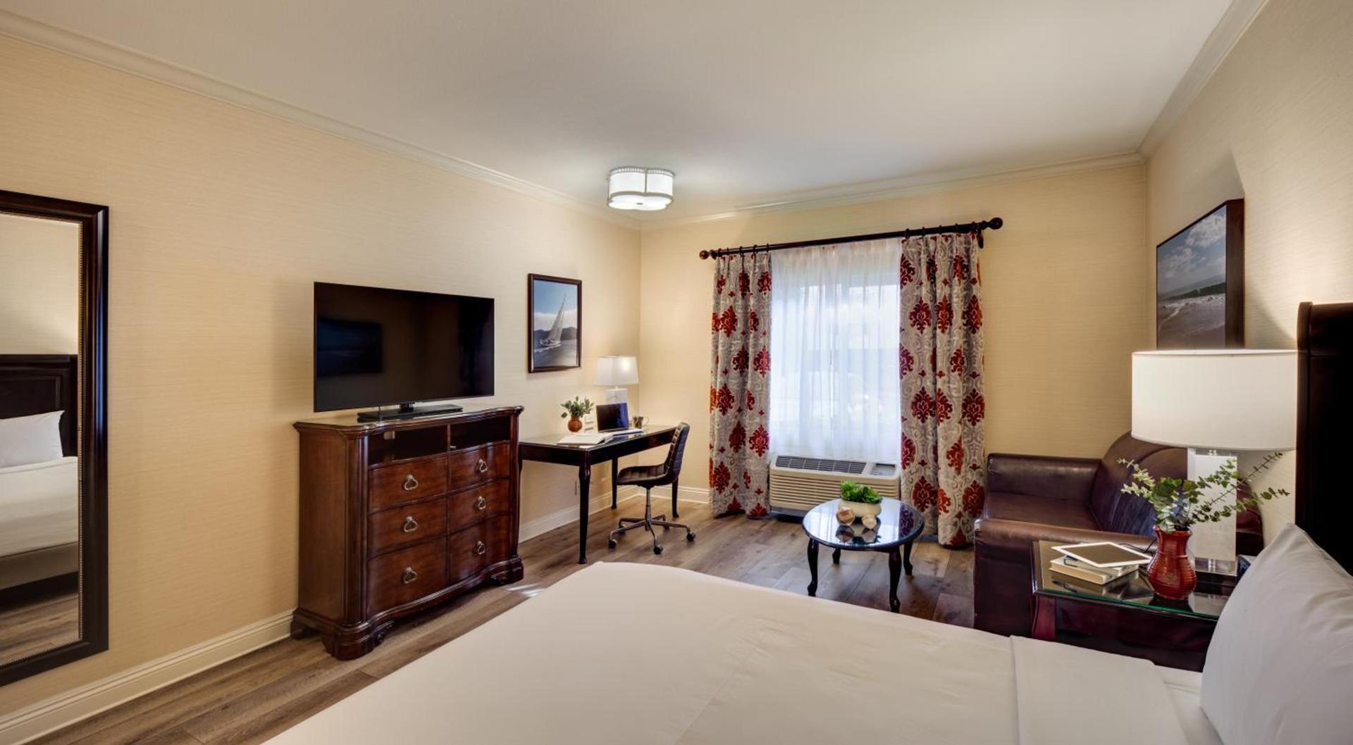 Ayres Hotel Costa Mesa Newport Beach photo 35