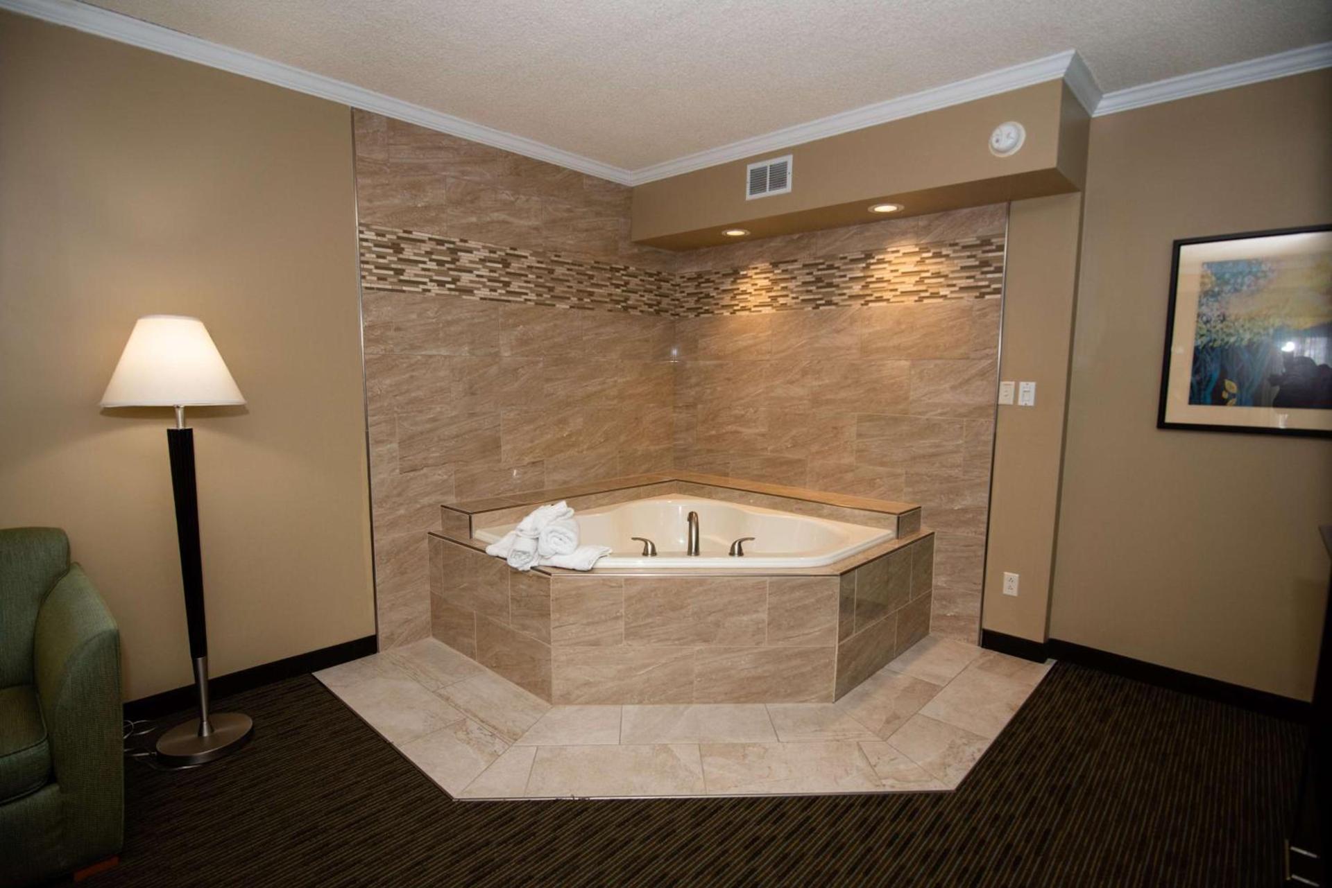 Best Western Plus Plattsburgh photo 49