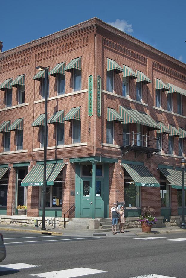 Water Street Inn photo 43