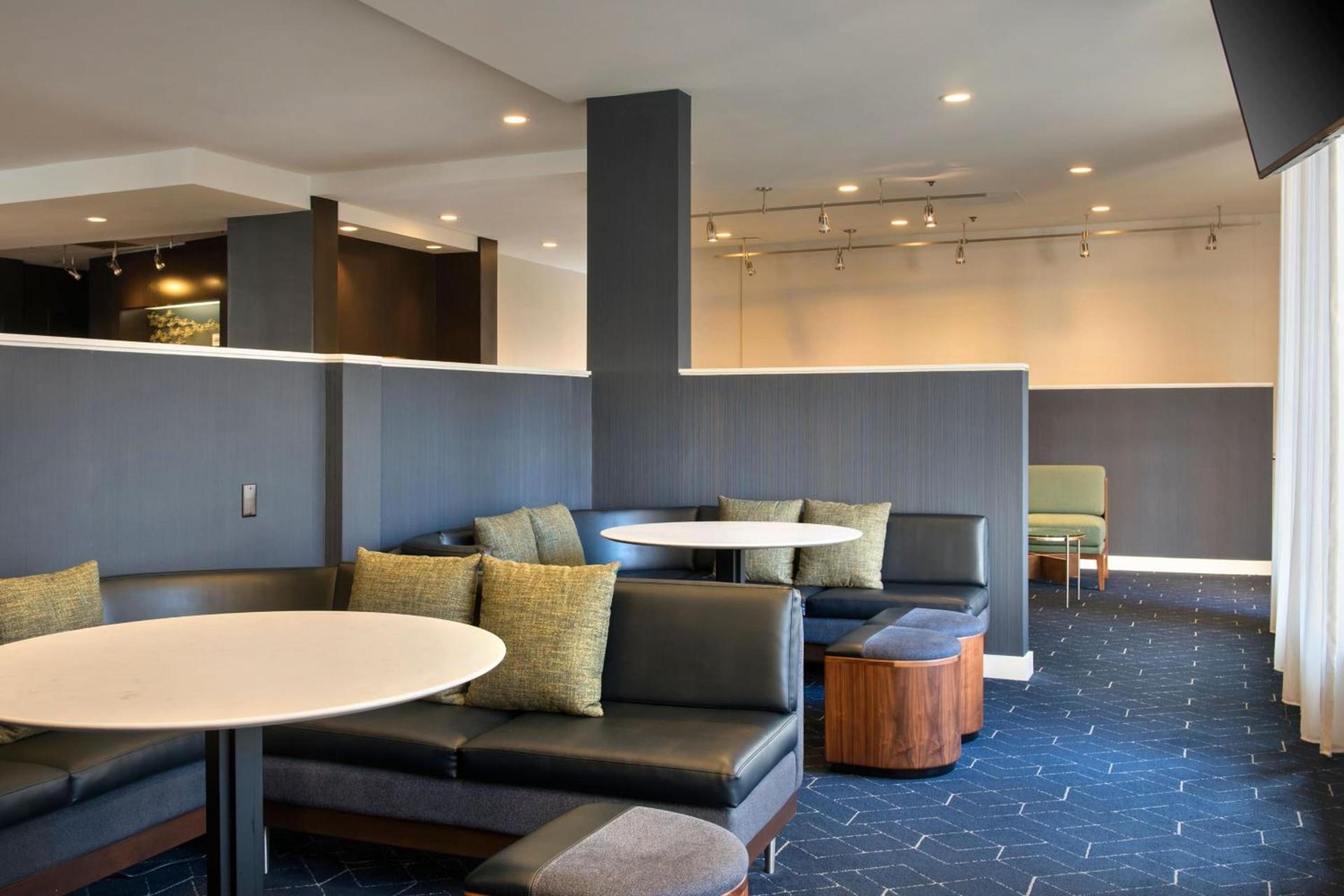 Courtyard By Marriott Baltimore Hunt Valley photo 21
