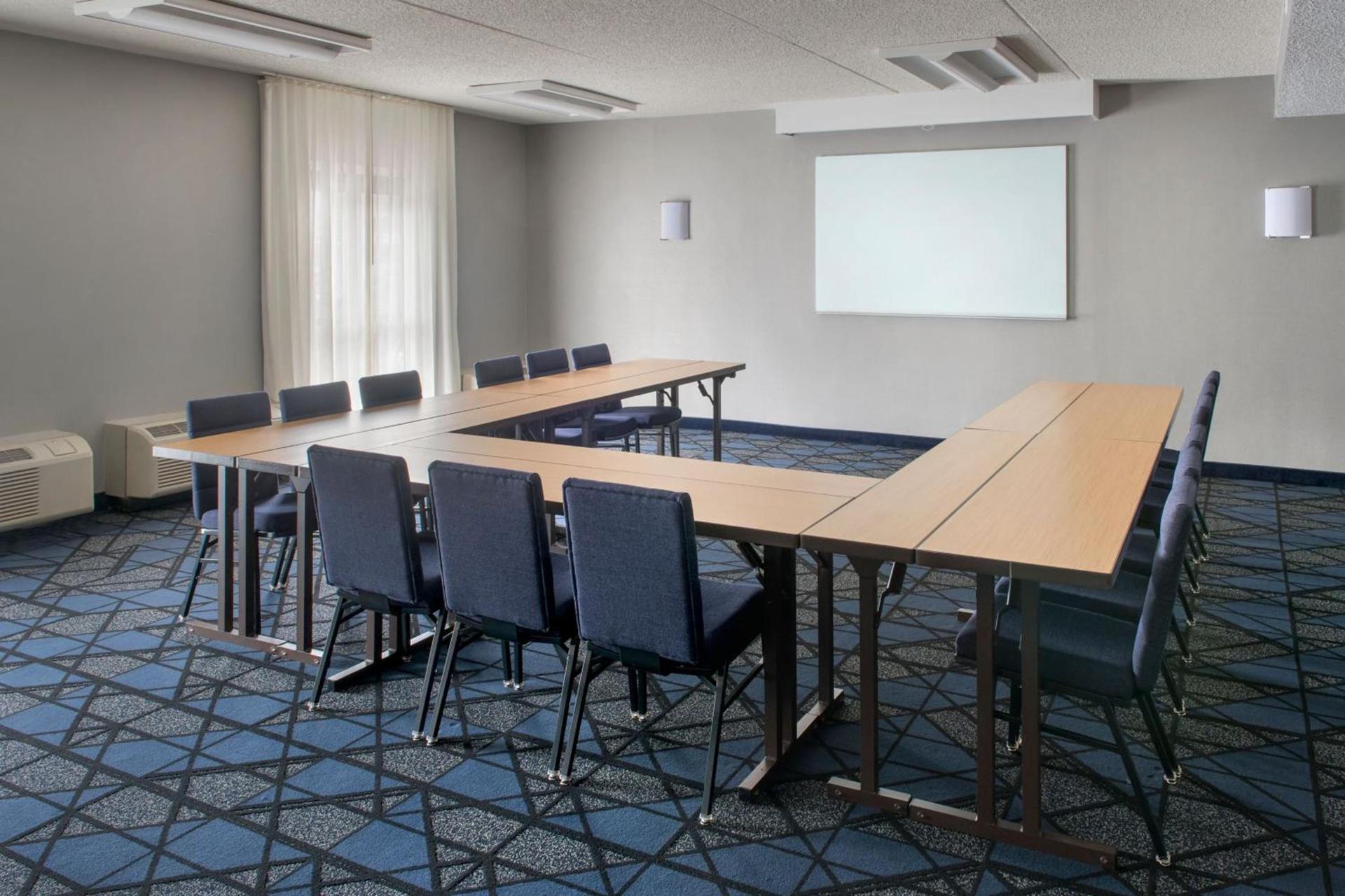 Courtyard By Marriott Baltimore Hunt Valley photo 26