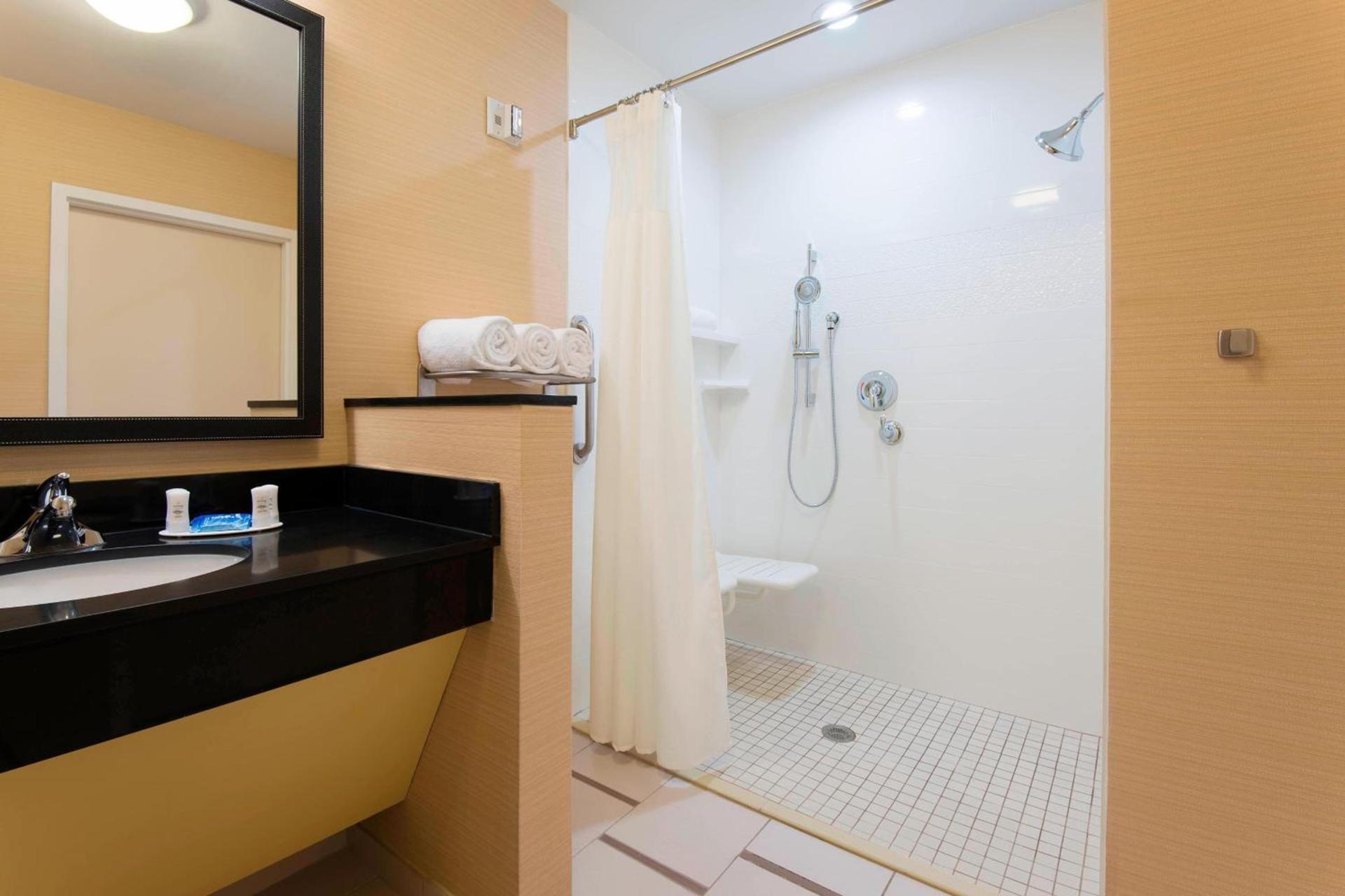 Fairfield Inn & Suites by Marriott Tampa Westshore/Airport photo 16