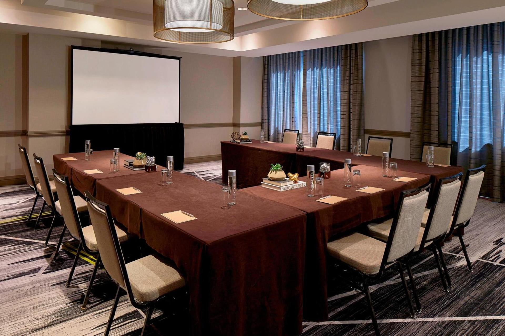 Renaissance Atlanta Midtown Hotel photo 66