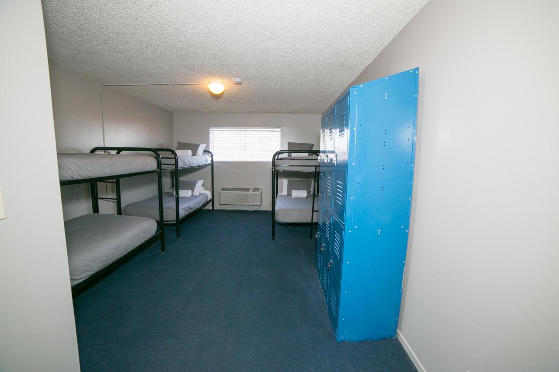 Motel 6 - Las Vegas, NV – Downtown Fremont St Experience photo 7