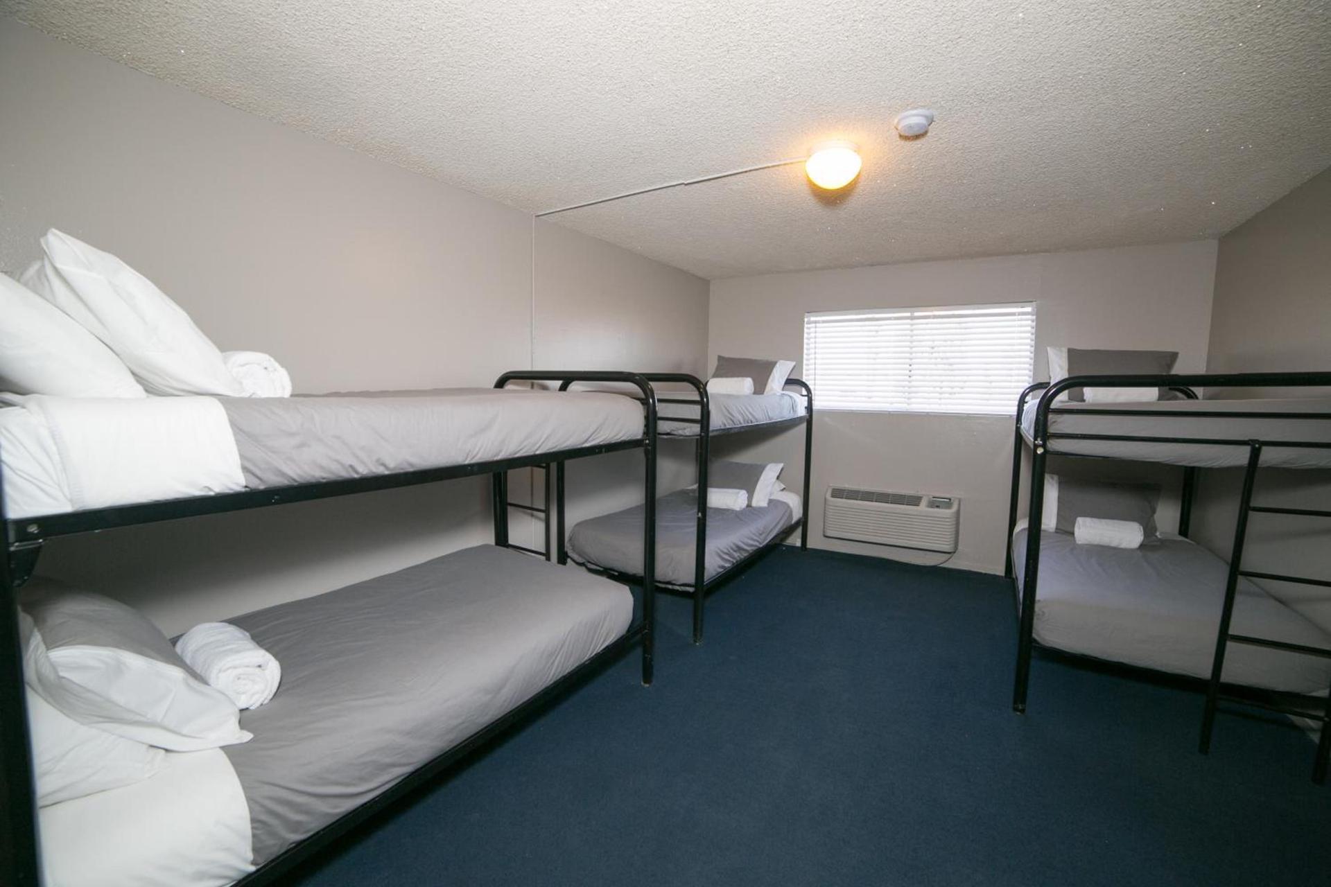 Motel 6 - Las Vegas, NV – Downtown Fremont St Experience photo 9
