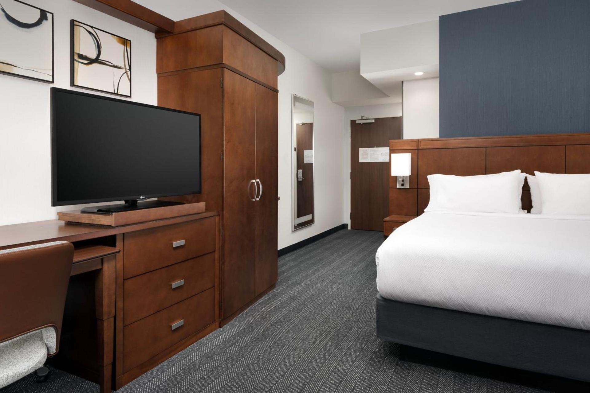 Courtyard By Marriott Little Rock North photo 11