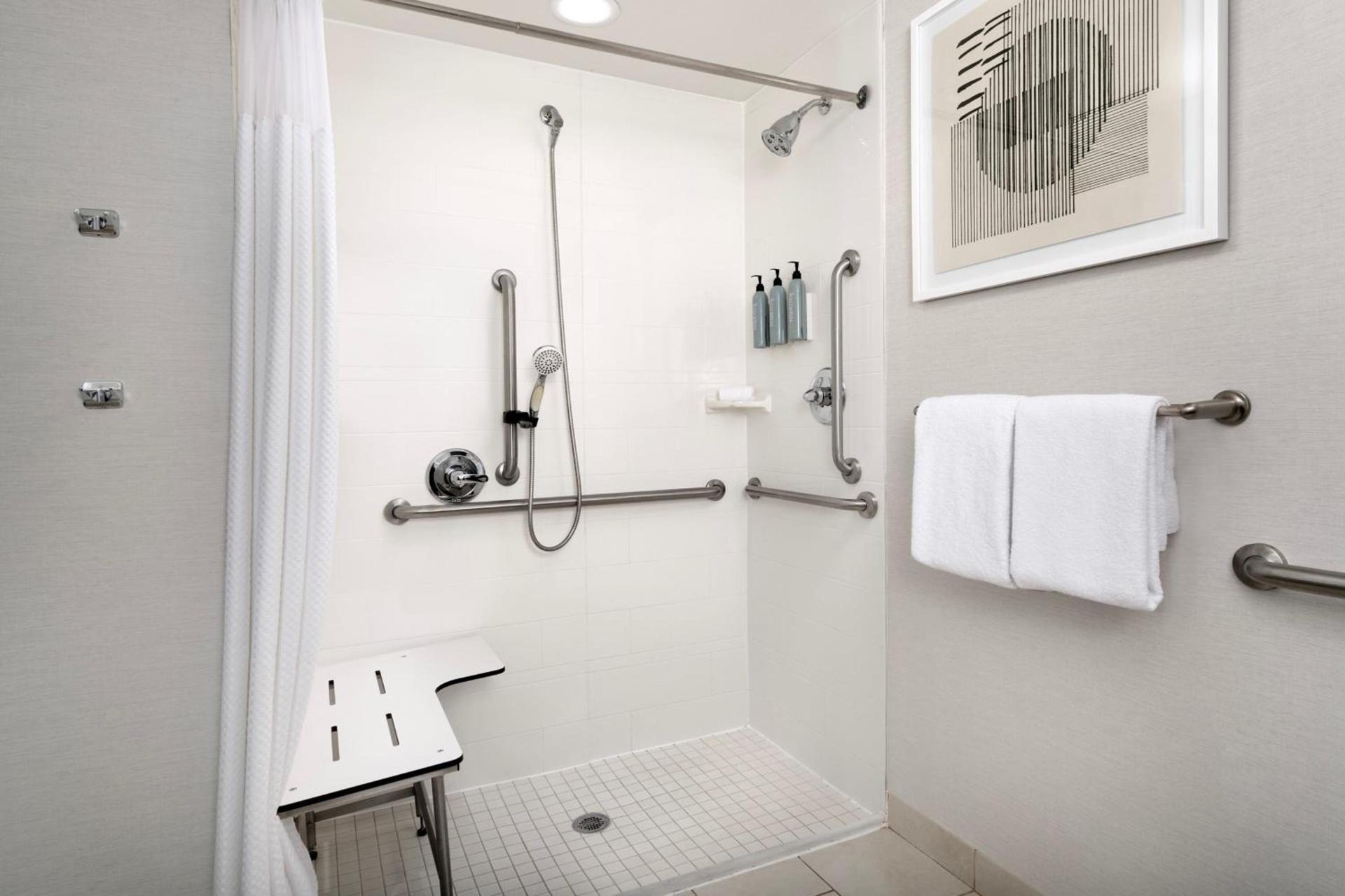 Courtyard By Marriott Little Rock North photo 19