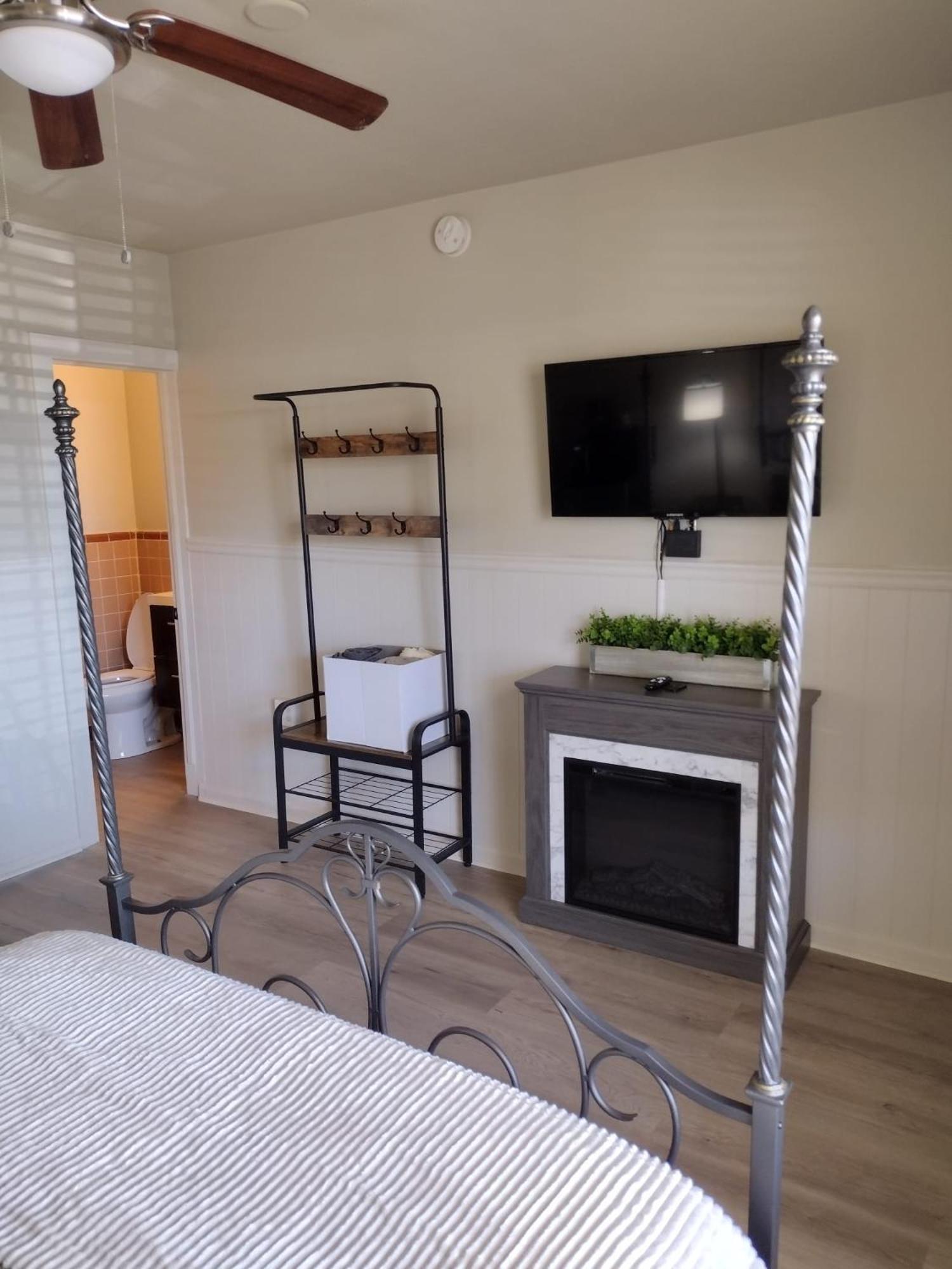 Shamrock Cove Inn photo 18