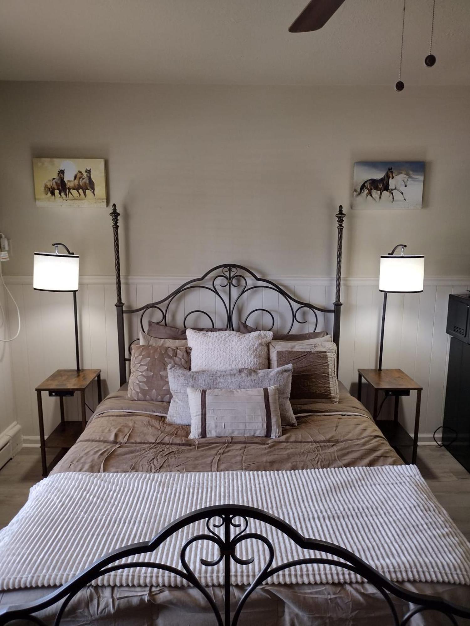 Shamrock Cove Inn photo 11