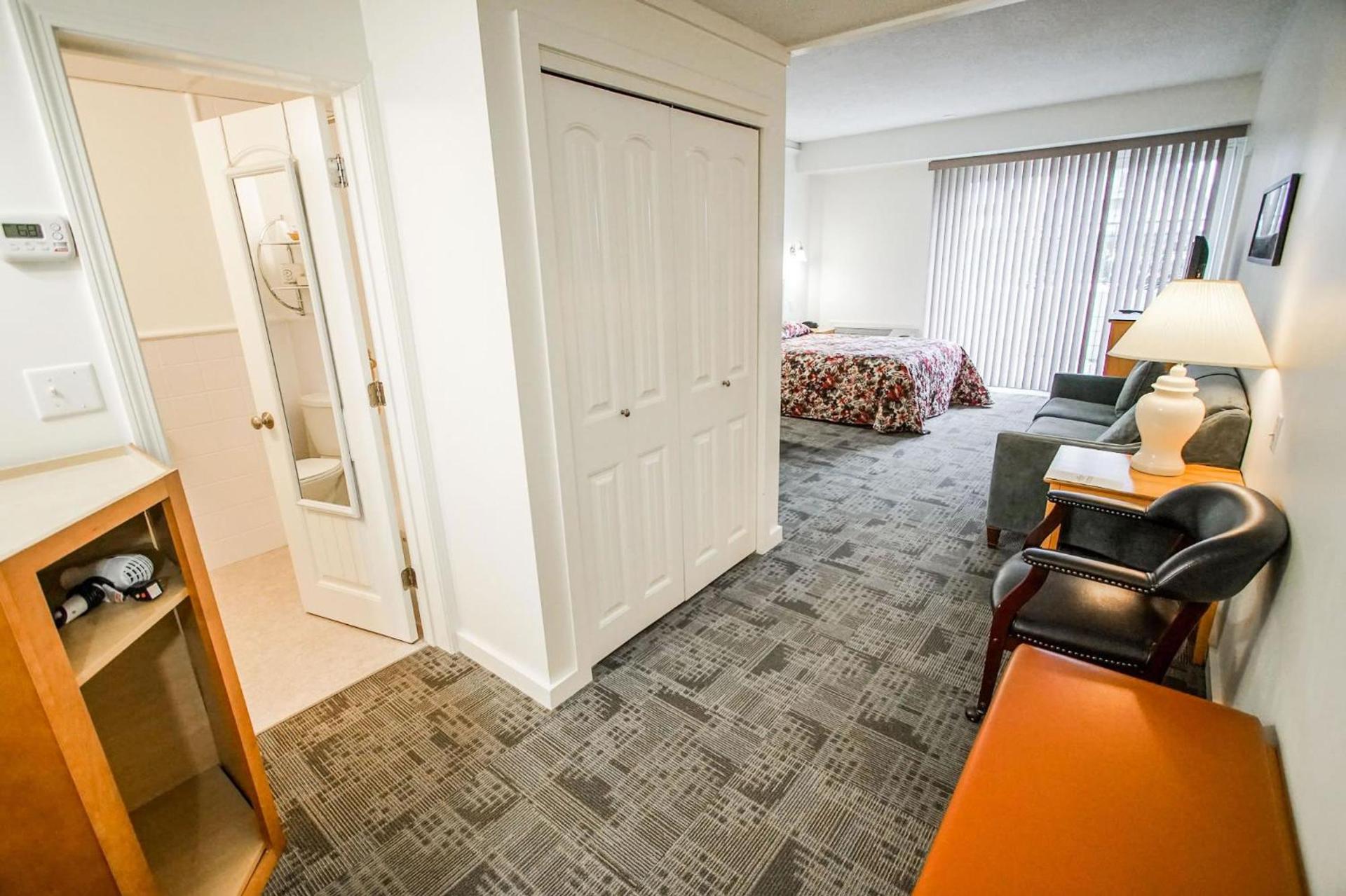 Courtyard Resort photo 8