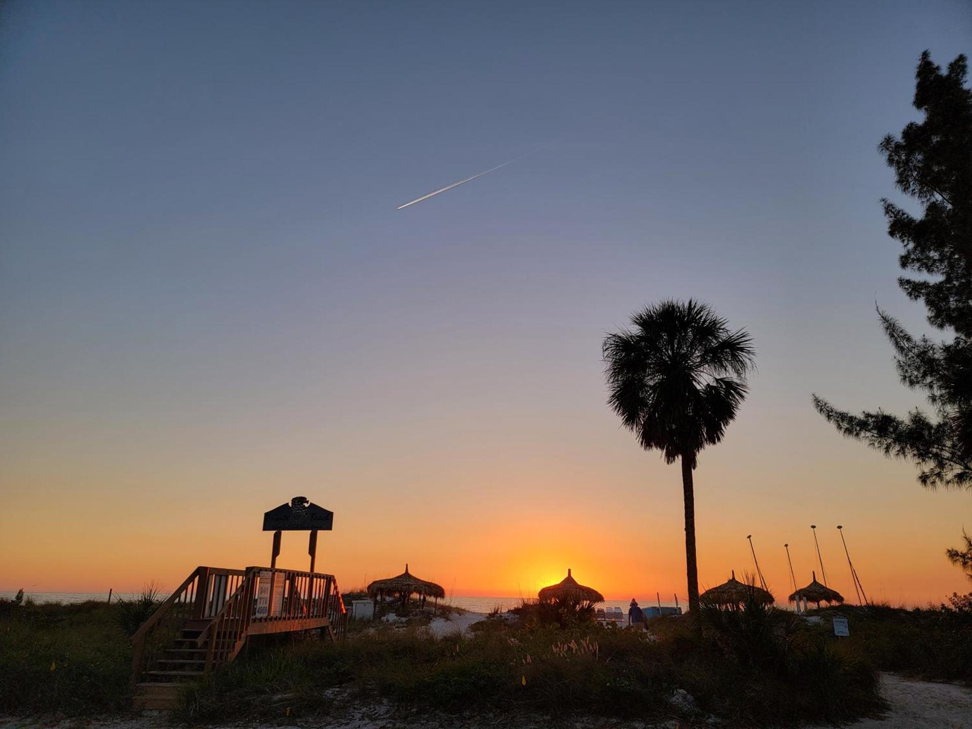 Silver Surf Gulf Beach Resort photo 37