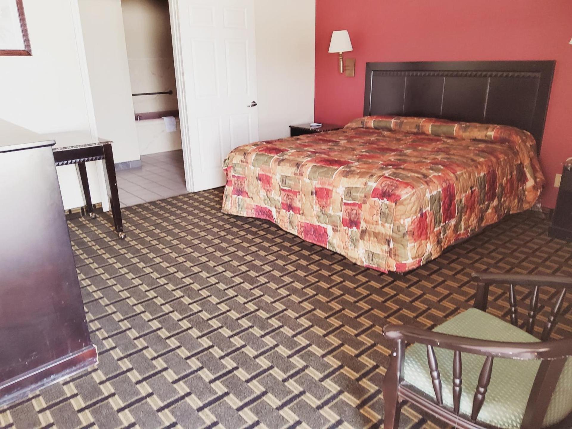 Budget Inn photo 6