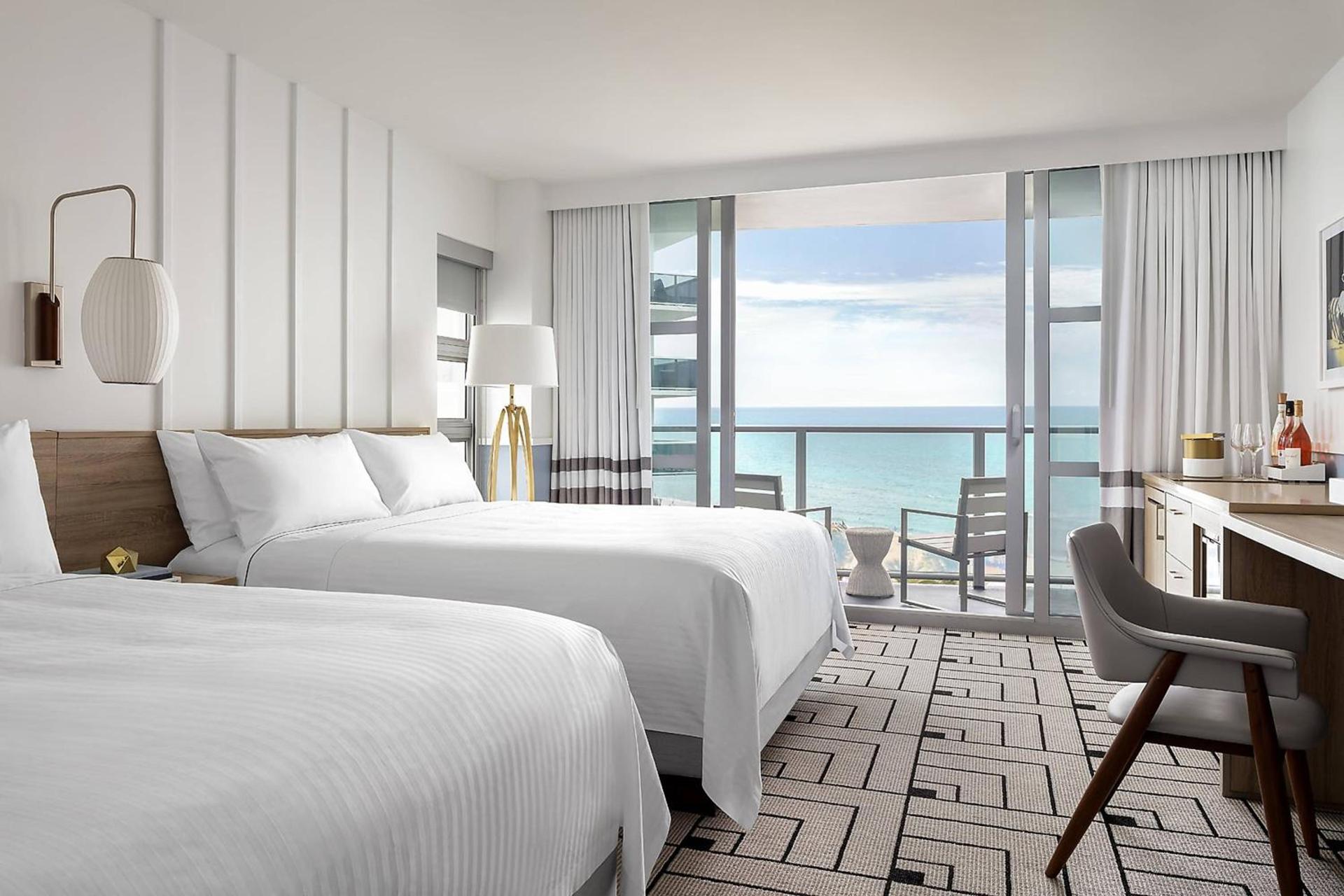 Cadillac Hotel & Beach Club, Autograph Collection photo 12