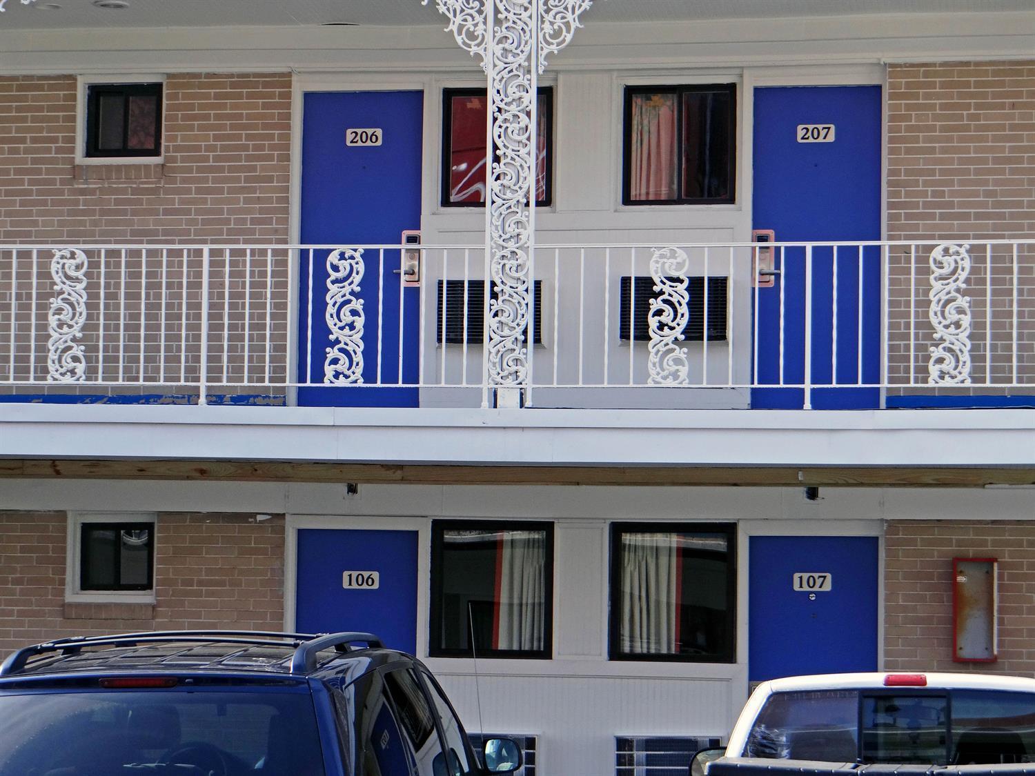 Motel 6 Baltimore MD photo 1