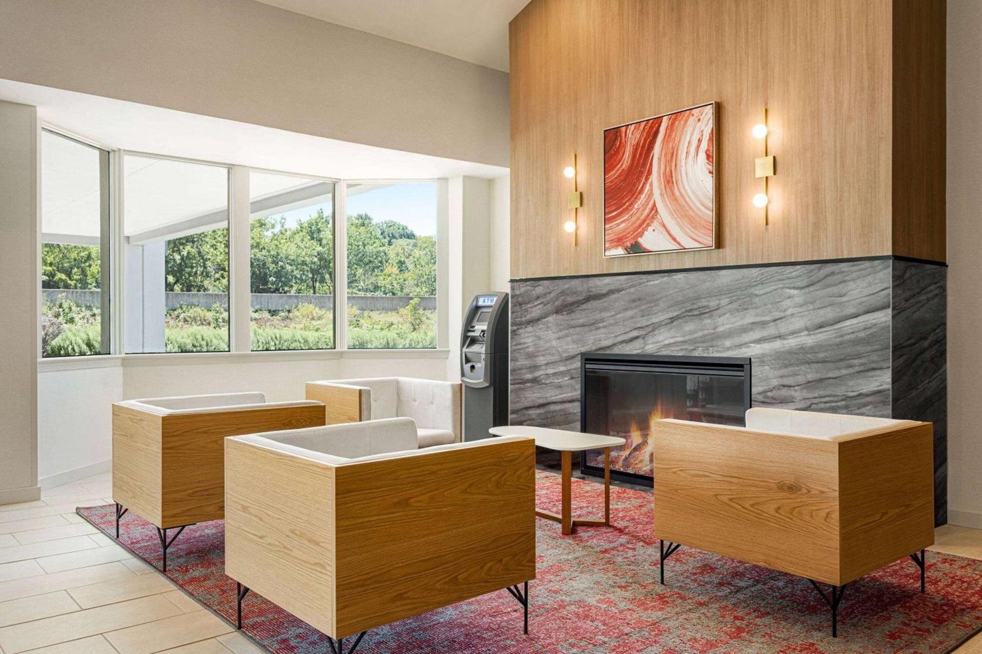 Ramada by Wyndham Allentown Bethlehem photo 5