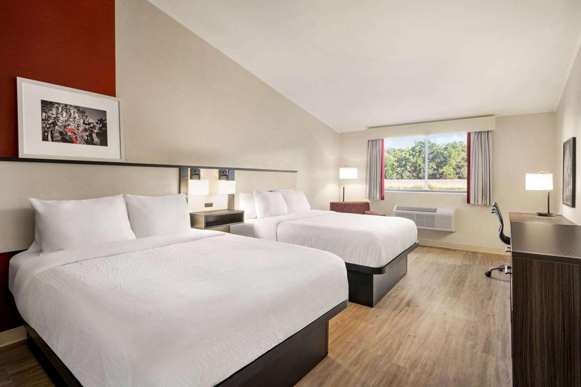 Ramada by Wyndham Allentown Bethlehem photo 19
