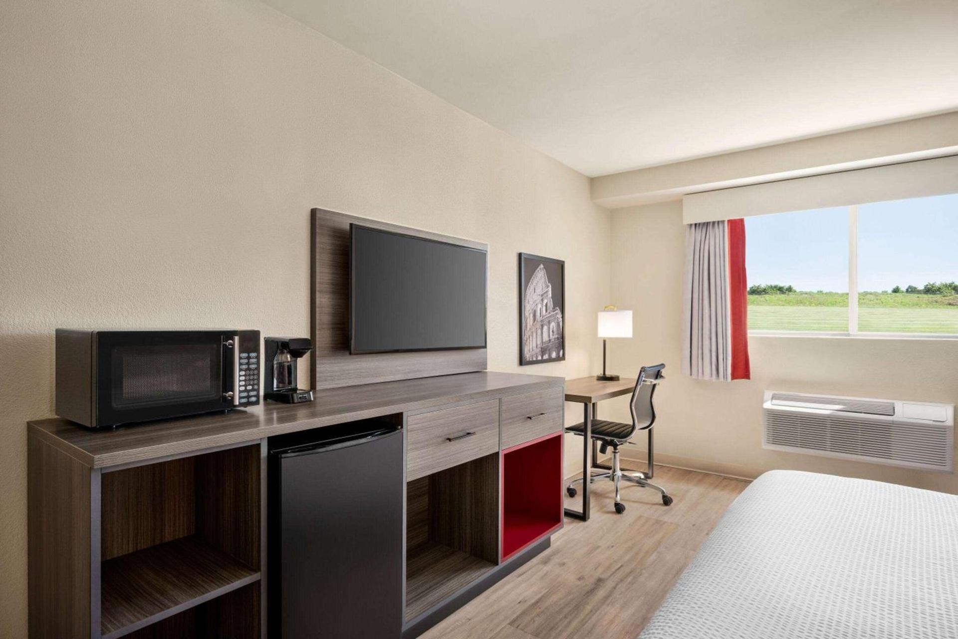 Ramada by Wyndham Allentown Bethlehem photo 23