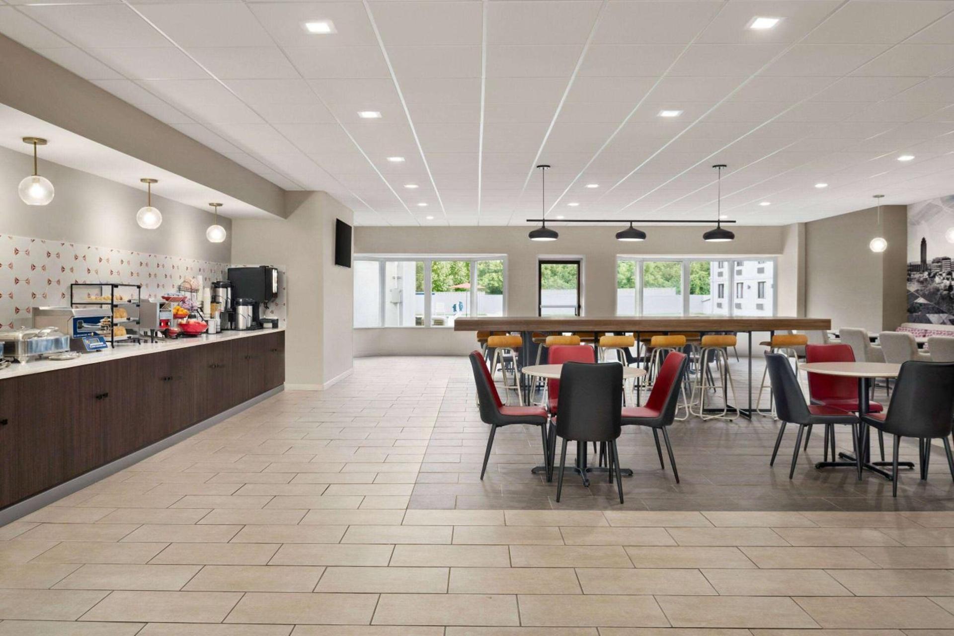 Ramada by Wyndham Allentown Bethlehem photo 34