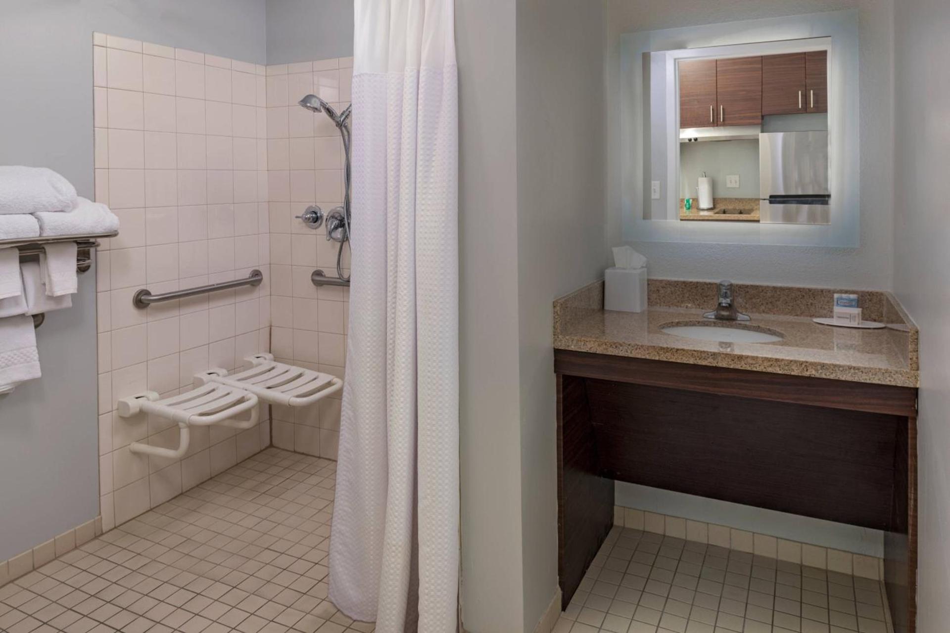 TownePlace Suites by Marriott Monroe photo 21