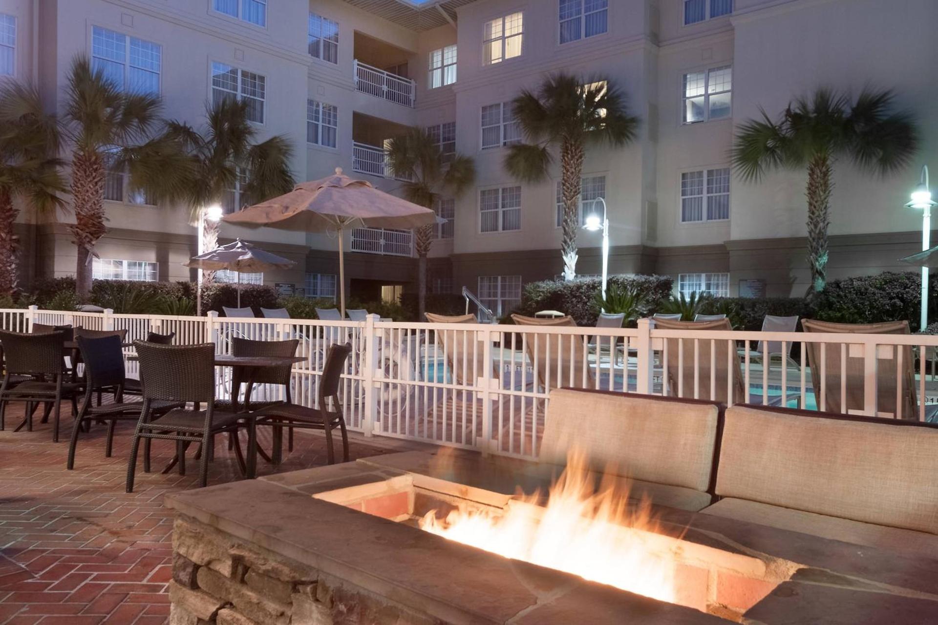 Residence Inn Charleston Riverview photo 2