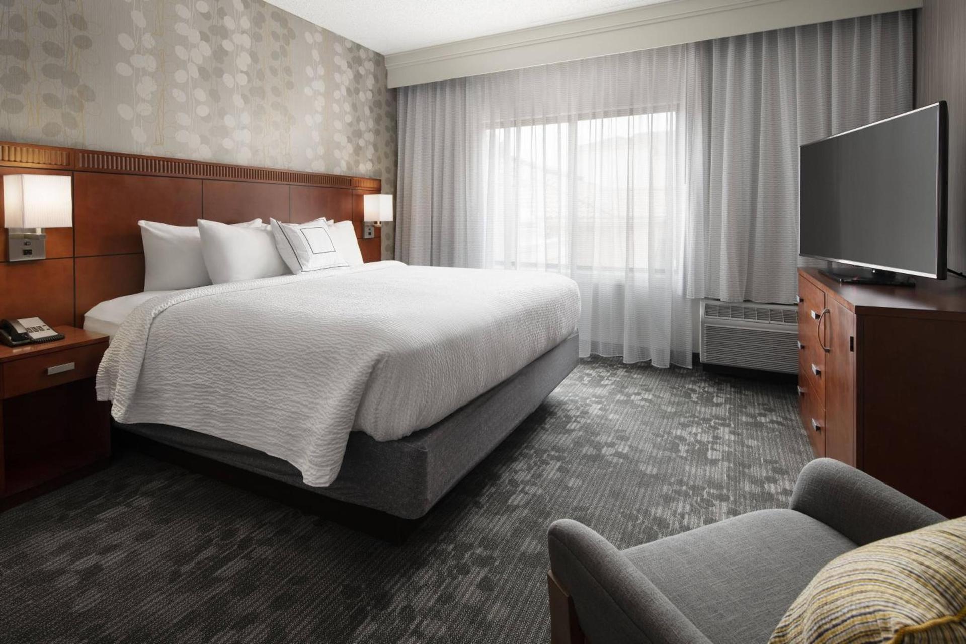 Courtyard by Marriott Boulder photo 14