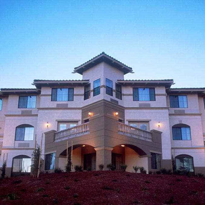 Holiday Inn Express Hotel & Suites Marina by IHG — hotel in Marina
