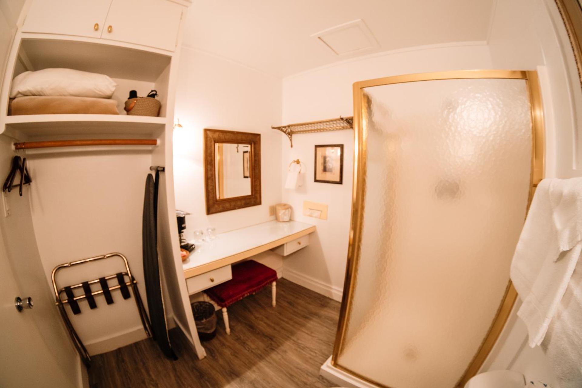 Narrow Gauge Inn photo 6