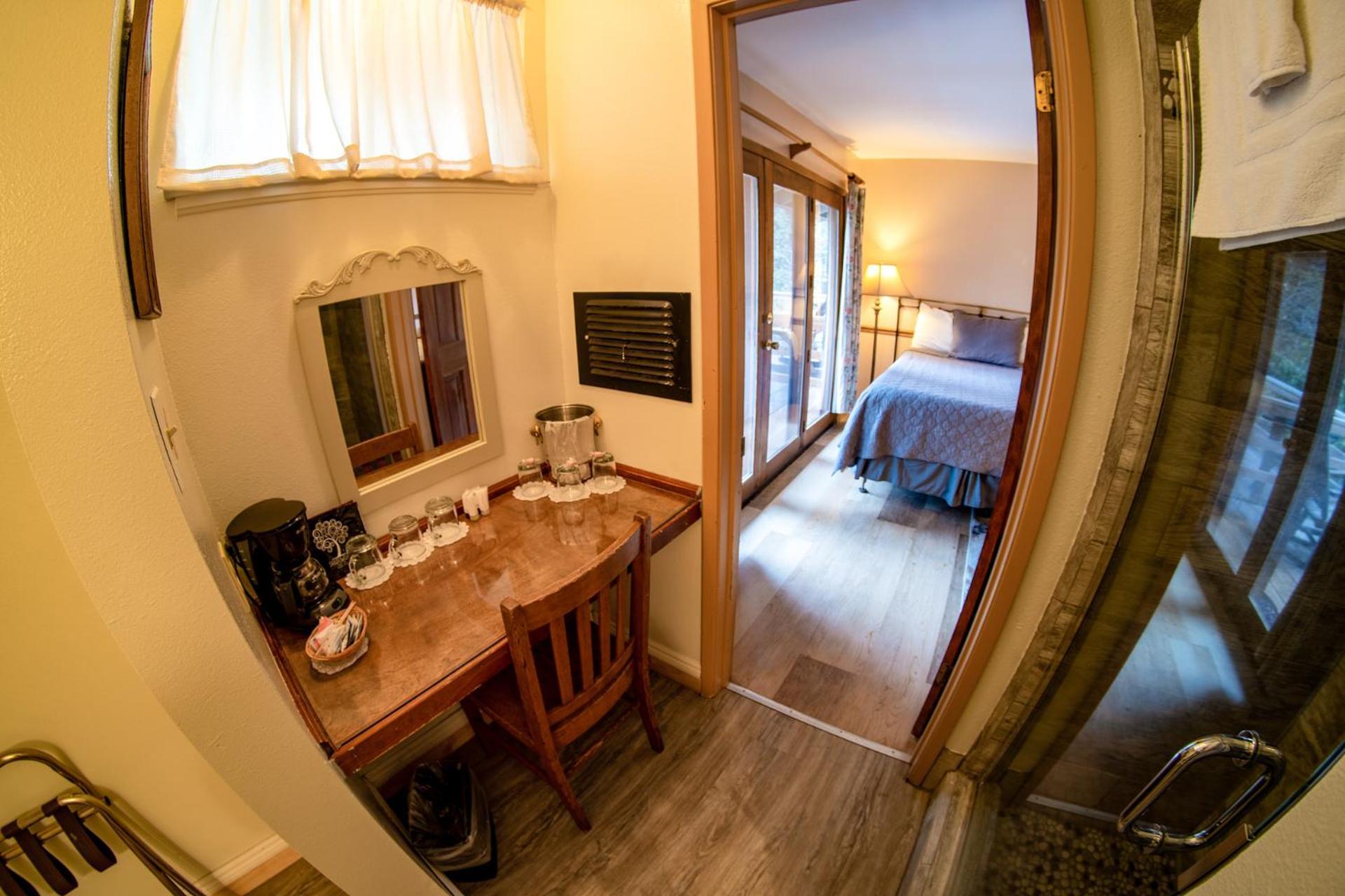 Narrow Gauge Inn photo 2