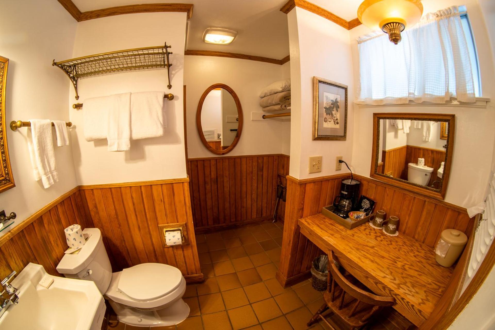 Narrow Gauge Inn photo 15