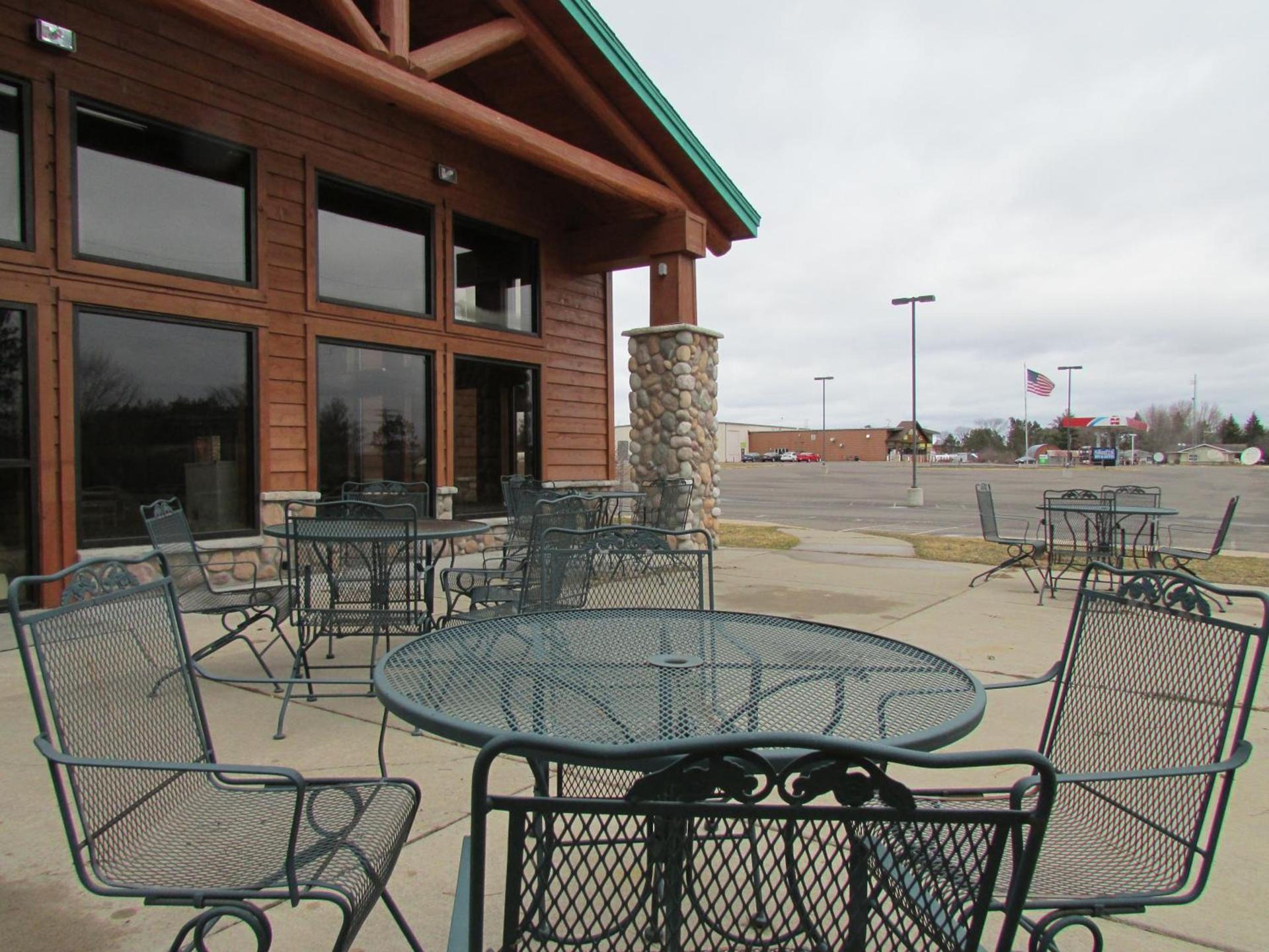 Shell Lake Lodge, a Travelodge by Wyndham photo 49