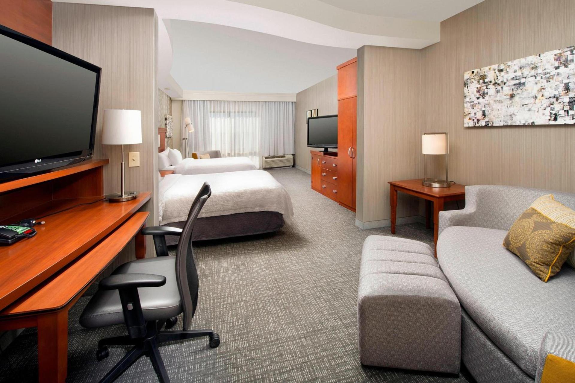 Courtyard by Marriott Wichita Falls photo 14