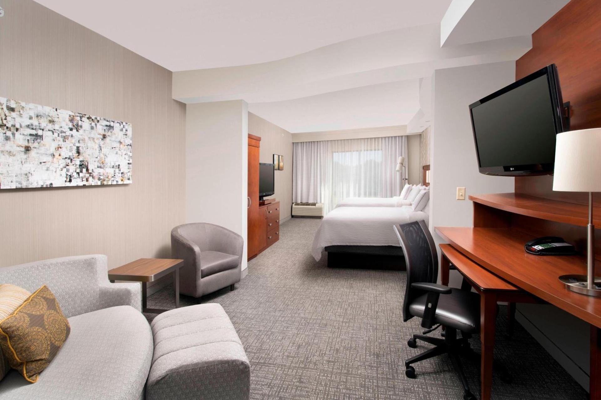 Courtyard by Marriott Tyler photo 6