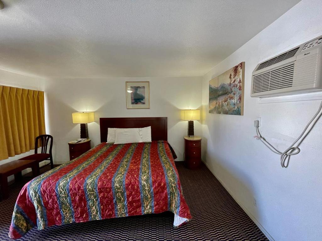 Desert Inn photo 19