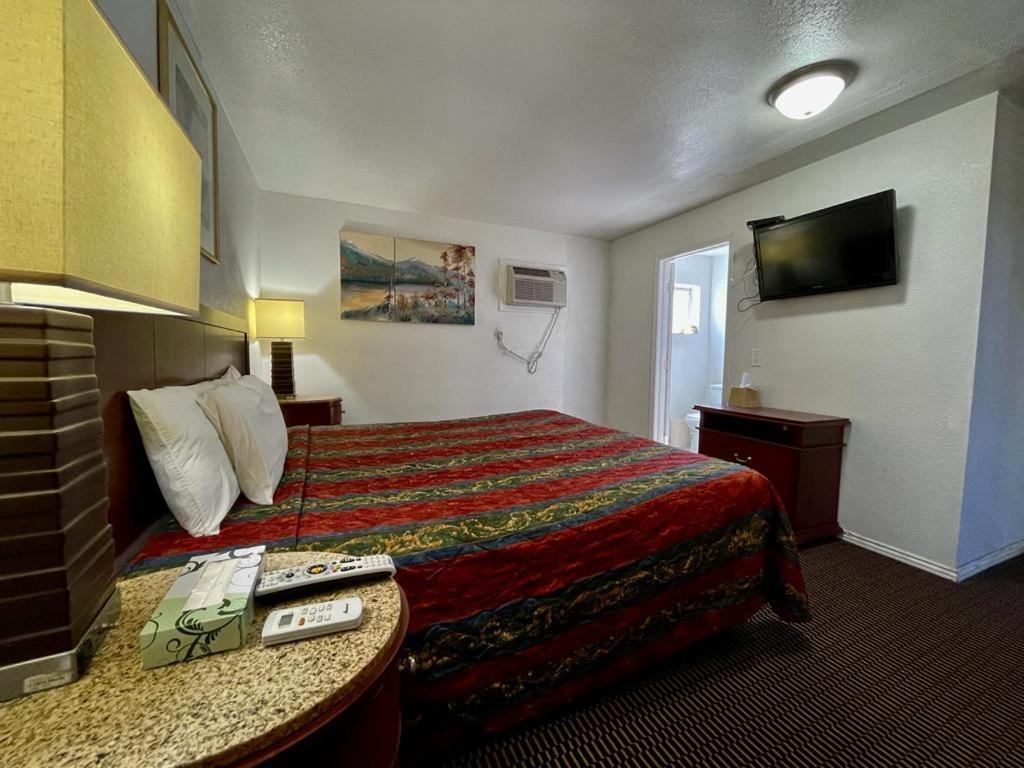 Desert Inn photo 24