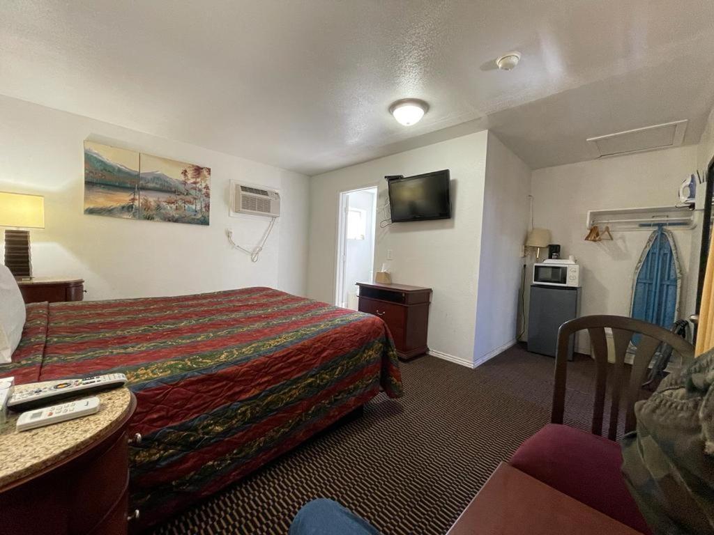 Desert Inn photo 25