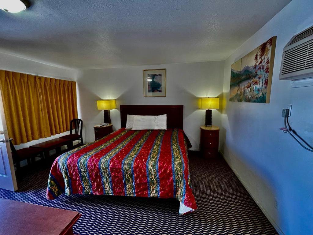 Desert Inn photo 26