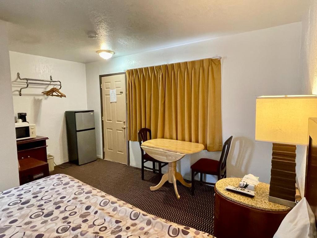Desert Inn photo 33