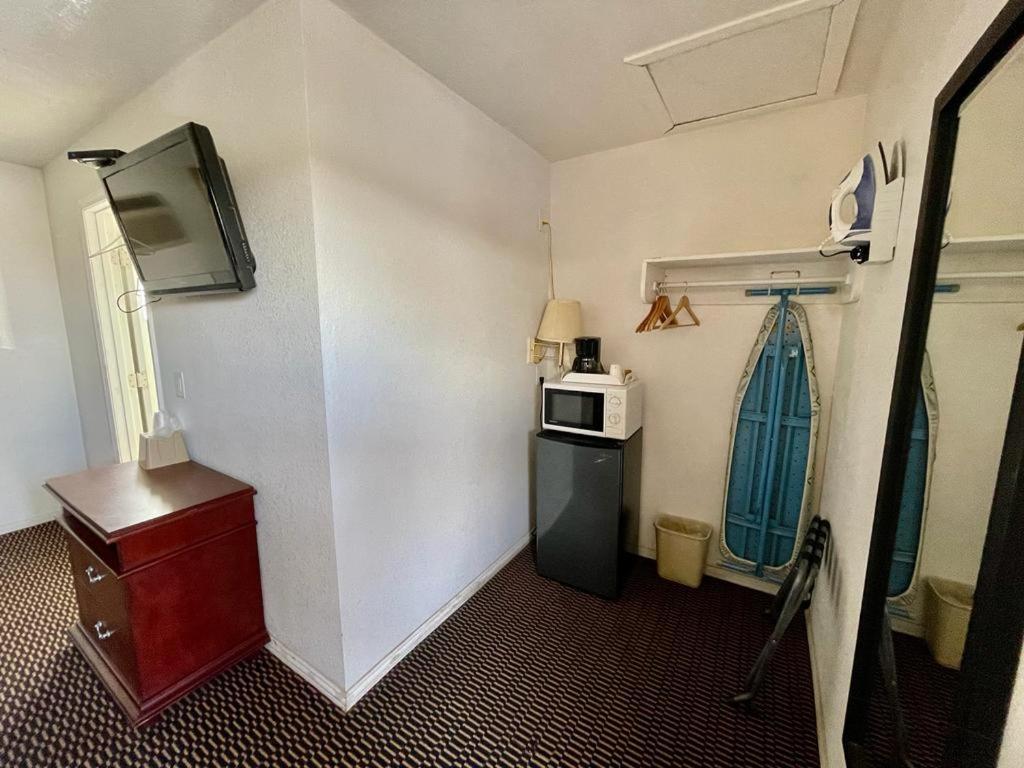 Desert Inn photo 37