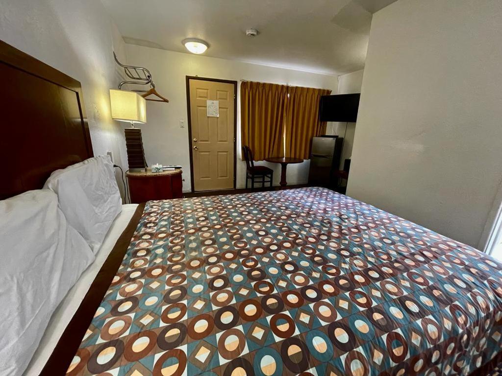 Desert Inn photo 51