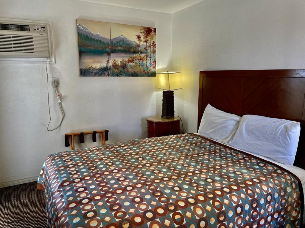 Desert Inn photo 55