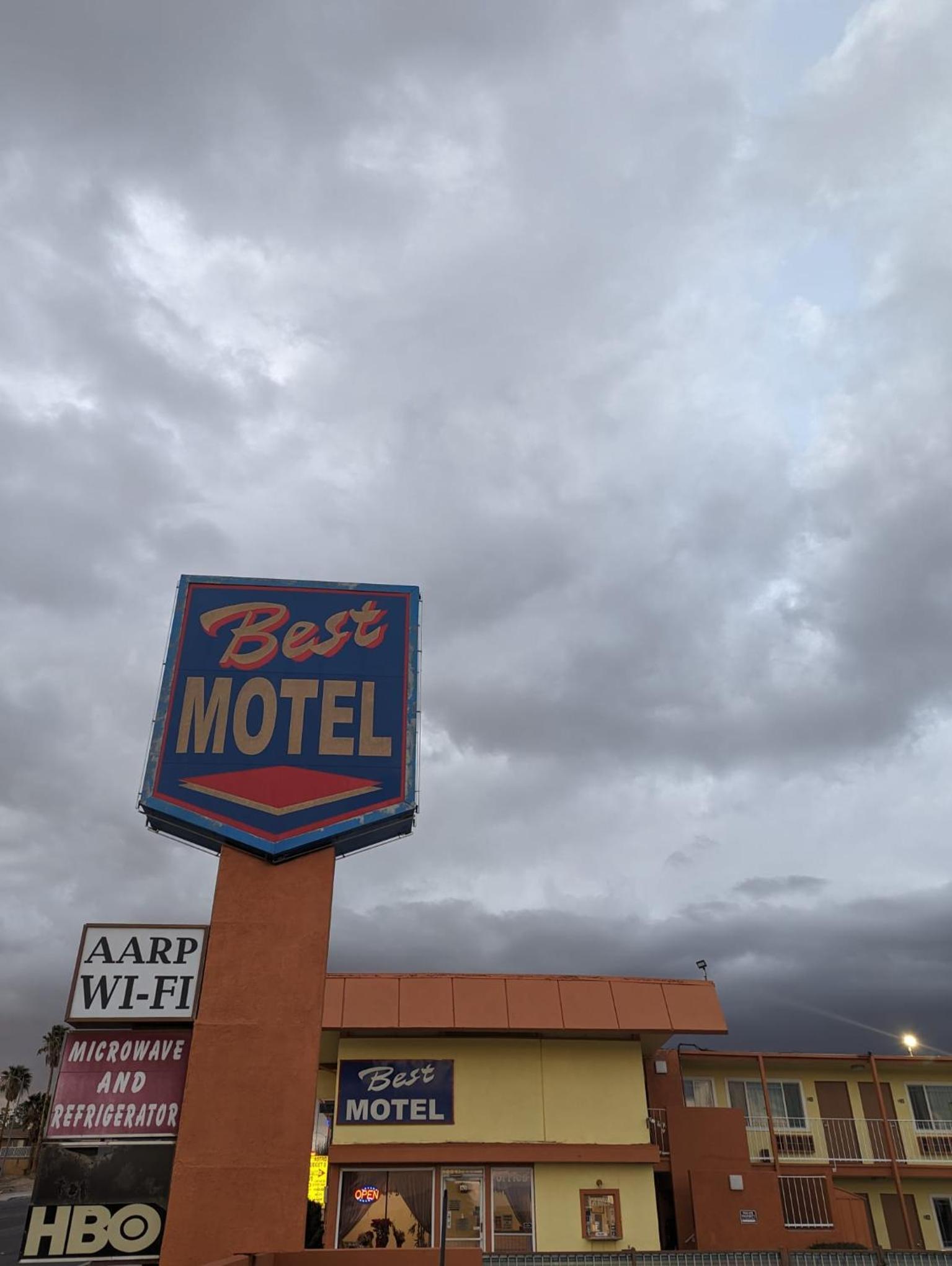 BEST MOTEL on Historic Route 66, Barstow photo 8